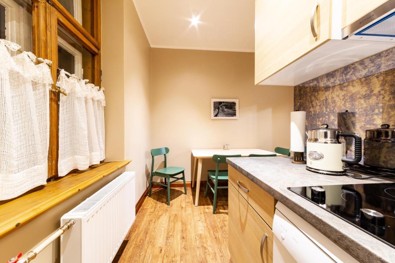 Gourmet Storie'S Ap 68Sqm Renovated Free Parking Apartment Riga Exterior photo